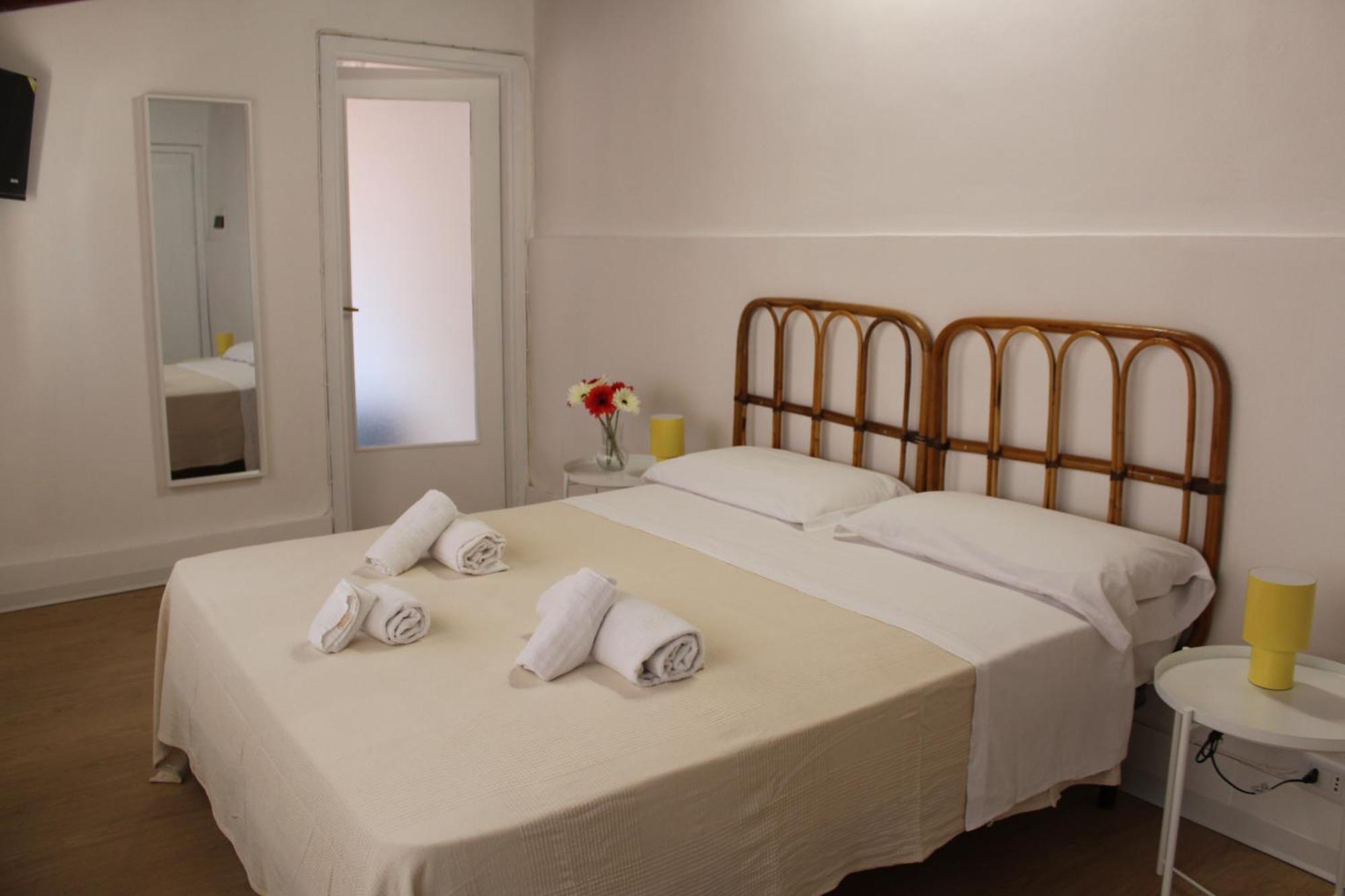 Terrasini 2000 Home Holidays Ngoại thất bức ảnh